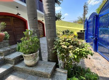 LINDA CASA E SO COMPRAR E MUDAR NADA PARA FAZER A VENDA VILA IHNA MORUMBI