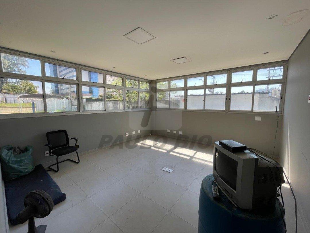 Terreno para aluguel – em Jardim Santa Emília