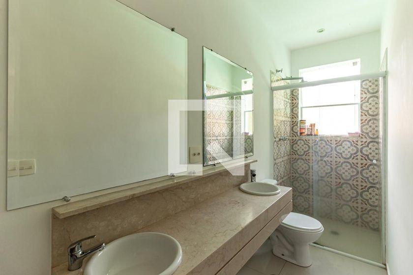 Casa à Venda – Pacaembu, 3 Quartos, 400 m² – São Paulo