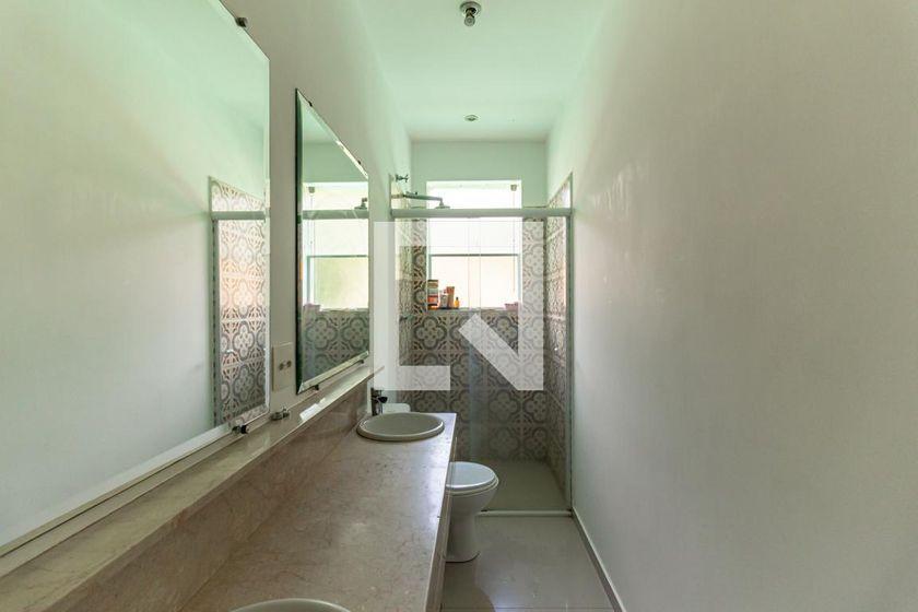 Casa à Venda – Pacaembu, 3 Quartos, 400 m² – São Paulo