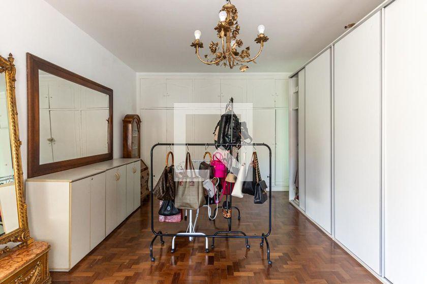 Casa à Venda – Pacaembu, 3 Quartos, 400 m² – São Paulo