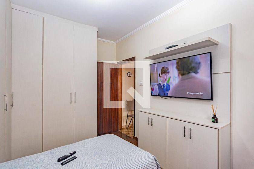 Casa para Aluguel – Sacomã, 2 Quartos, 700 m2 – São Paulo
