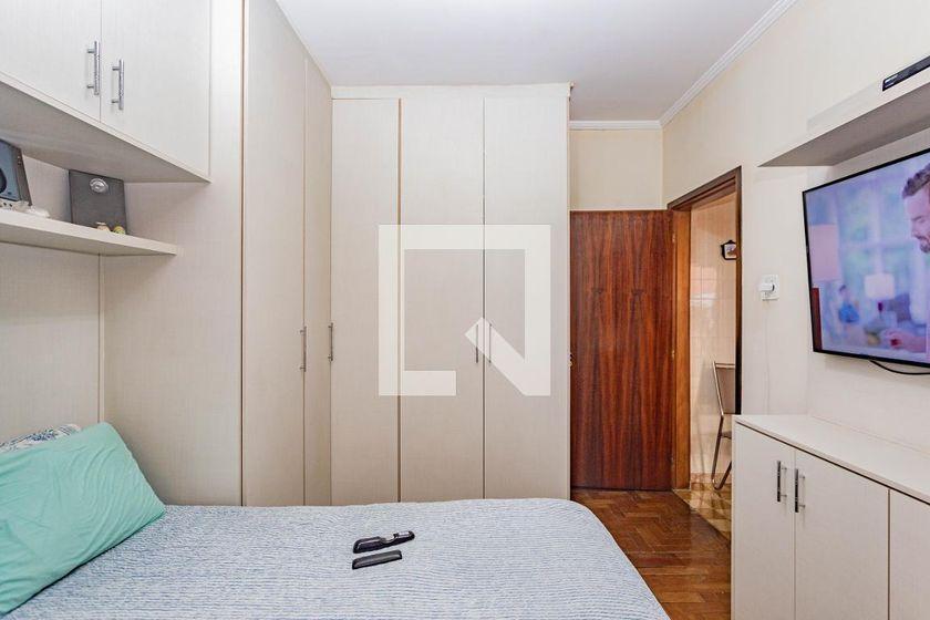 Casa para Aluguel – Sacomã, 2 Quartos, 700 m2 – São Paulo