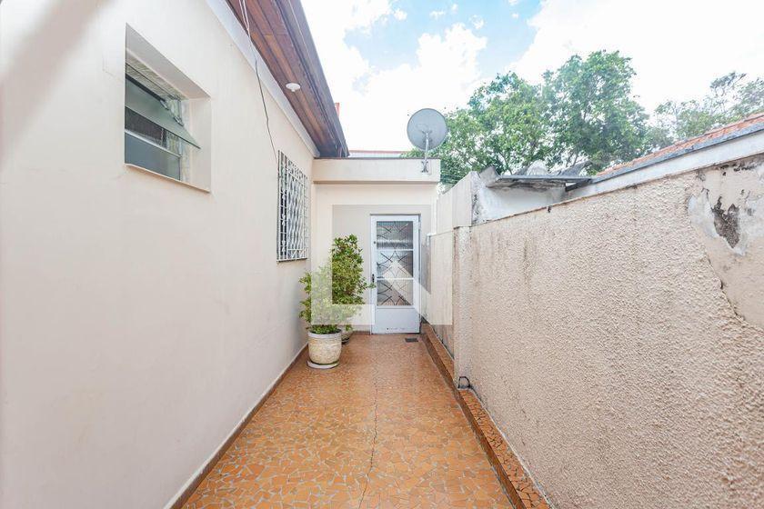 Casa para Aluguel – Sacomã, 2 Quartos, 700 m2 – São Paulo