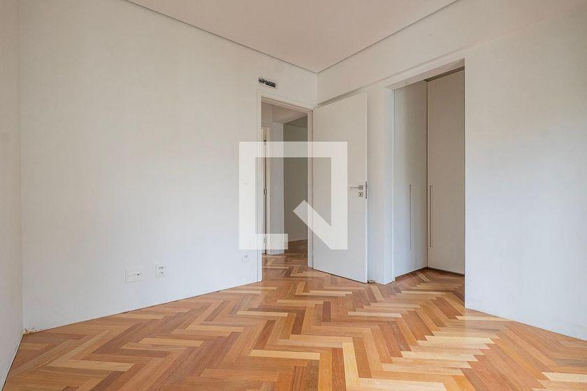 Apartamento à Venda – Jardim Paulista, 3 Quartos, 225 m² – São Paulo