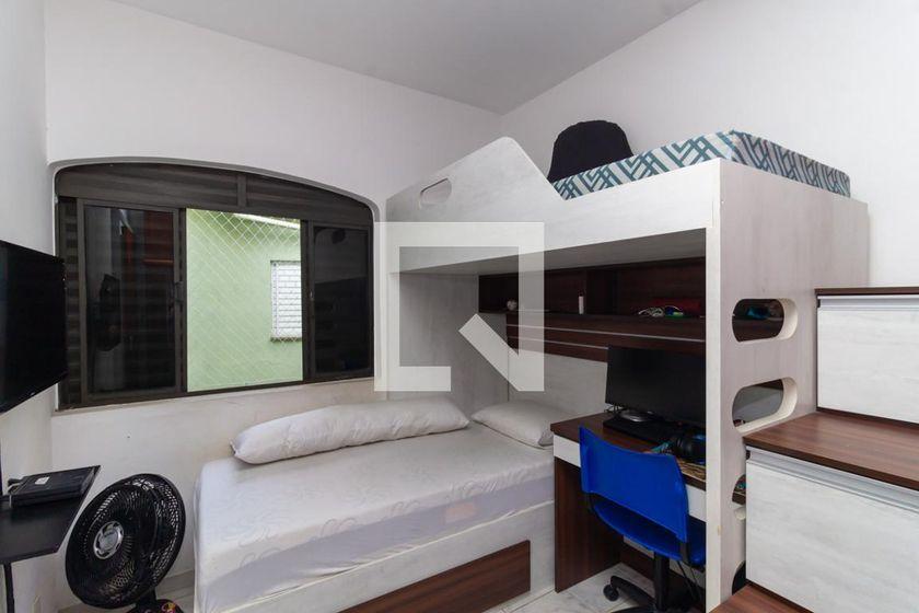 Casa à Venda – Ipiranga, 3 Quartos, 120 m² – São Paulo