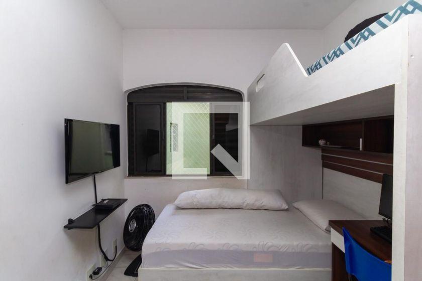Casa à Venda – Ipiranga, 3 Quartos, 120 m² – São Paulo