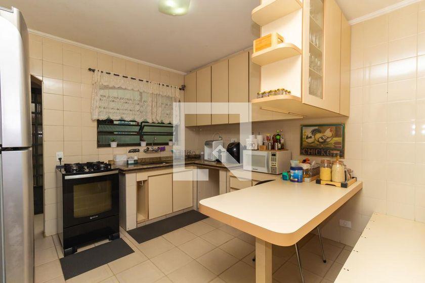 Casa à Venda – Ipiranga, 3 Quartos, 120 m² – São Paulo