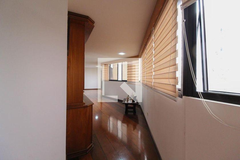 Apartamento à Venda – Moema, 5 Quartos, 275 m² – São Paulo
