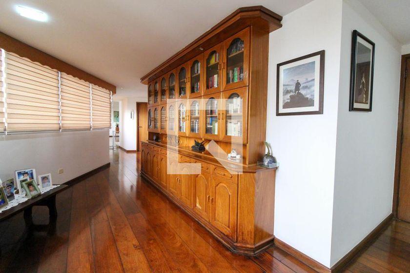 Apartamento à Venda – Moema, 5 Quartos, 275 m² – São Paulo