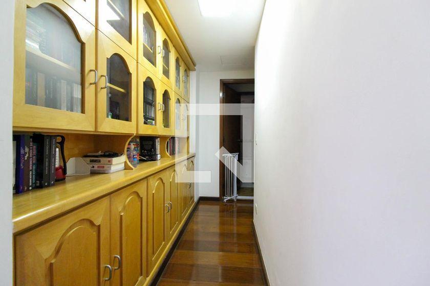 Apartamento à Venda – Moema, 5 Quartos, 275 m² – São Paulo