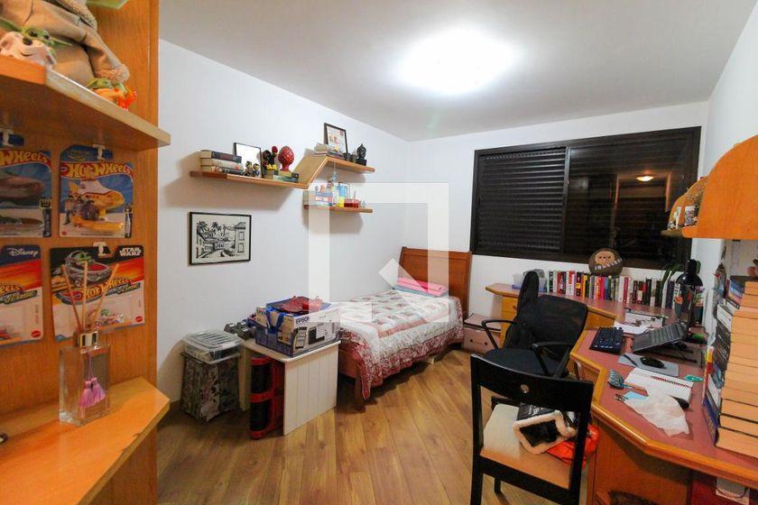 Apartamento à Venda – Moema, 5 Quartos, 275 m² – São Paulo