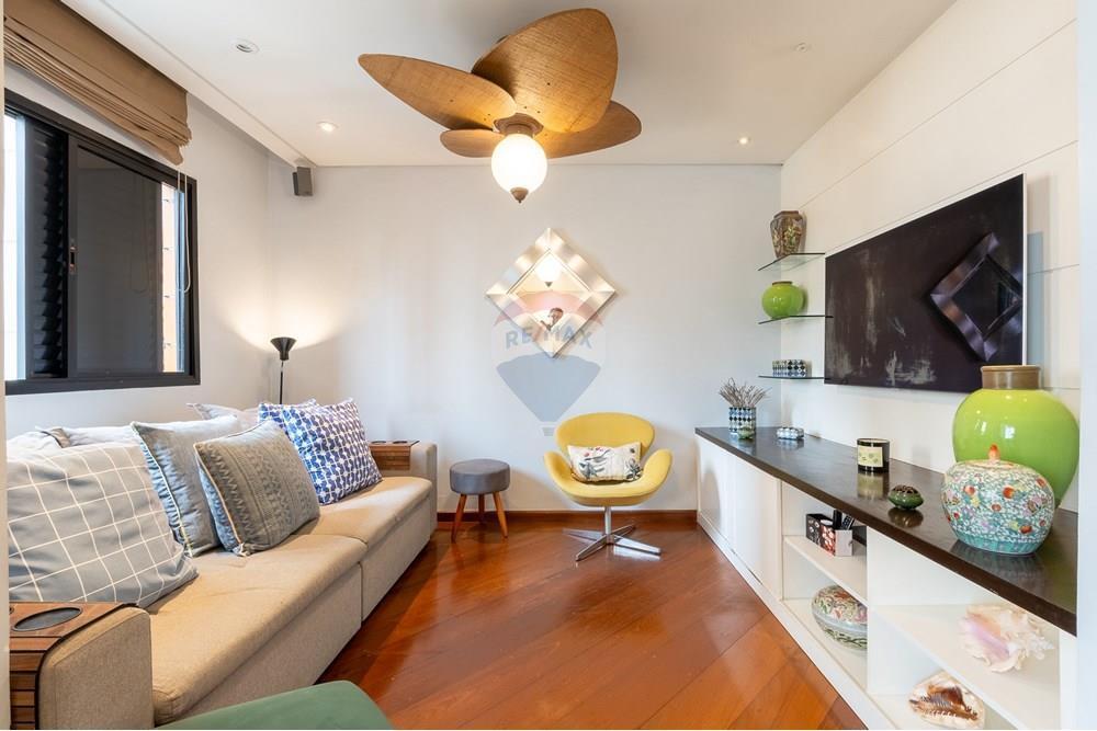 VENDE – Apartamento em Moema – 141m² 3 Suítes, 2 vagas, lazer, próximo ao Parque.