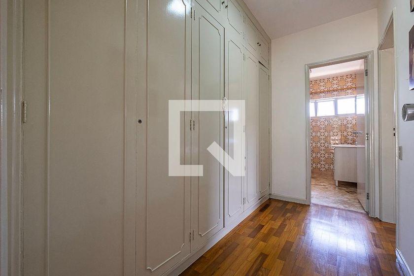 Casa à Venda – Alto de Pinheiros, 4 Quartos, 526 m² – São Paulo