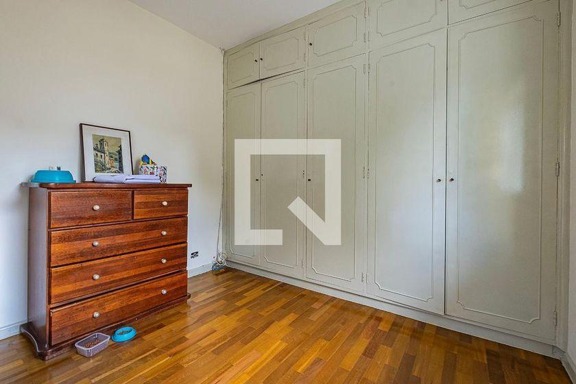 Casa à Venda – Alto de Pinheiros, 4 Quartos, 526 m² – São Paulo