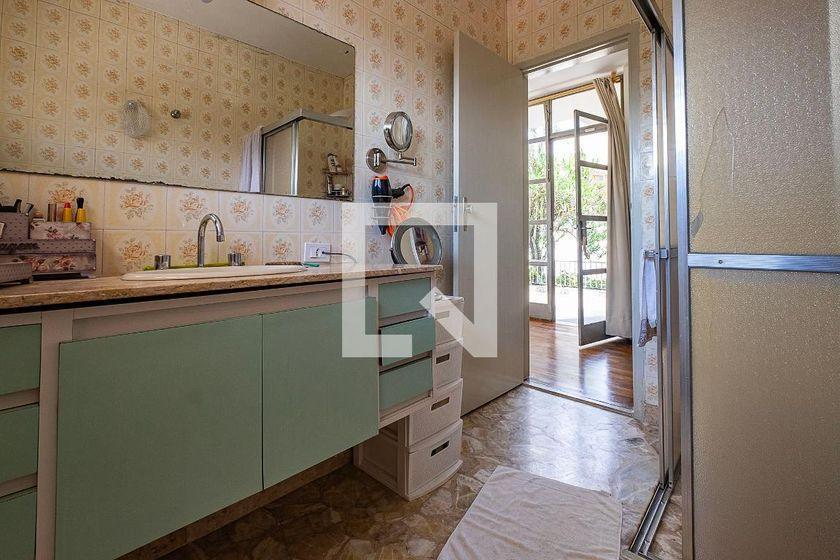 Casa à Venda – Alto de Pinheiros, 4 Quartos, 526 m² – São Paulo
