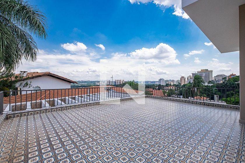 Casa à Venda – Alto de Pinheiros, 4 Quartos, 526 m² – São Paulo
