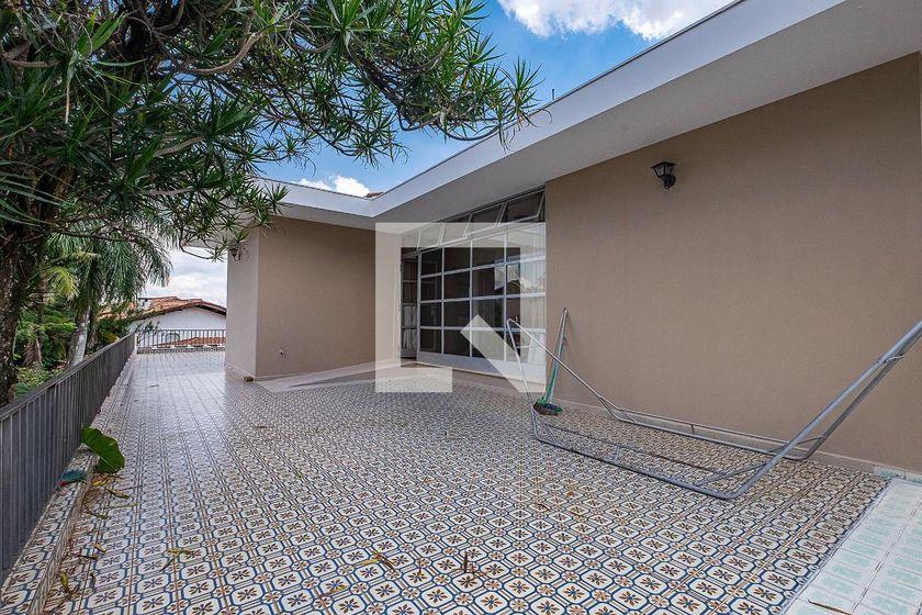 Casa à Venda – Alto de Pinheiros, 4 Quartos, 526 m² – São Paulo