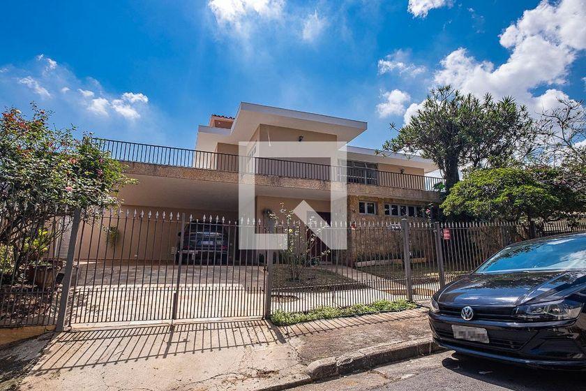 Casa à Venda – Alto de Pinheiros, 4 Quartos, 526 m² – São Paulo