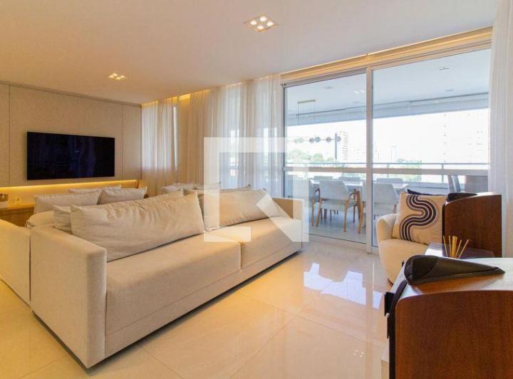 Apartamento à Venda – Vila Romana, 3 Quartos, 175 m² – São Paulo