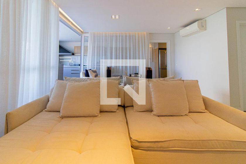 Apartamento à Venda – Vila Romana, 3 Quartos, 175 m² – São Paulo