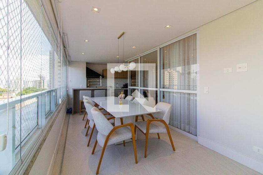 Apartamento à Venda – Vila Romana, 3 Quartos, 175 m² – São Paulo
