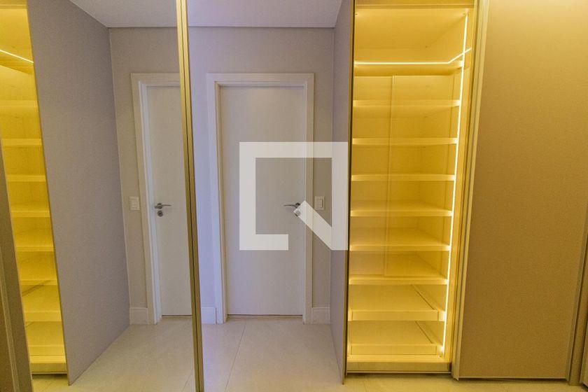 Apartamento à Venda – Vila Romana, 3 Quartos, 175 m² – São Paulo