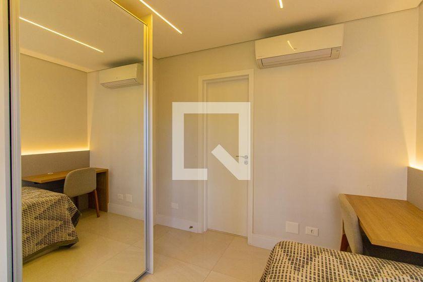 Apartamento à Venda – Vila Romana, 3 Quartos, 175 m² – São Paulo