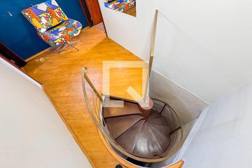 Casa à Venda – Liberdade, 2 Quartos, 70 m² – São Paulo