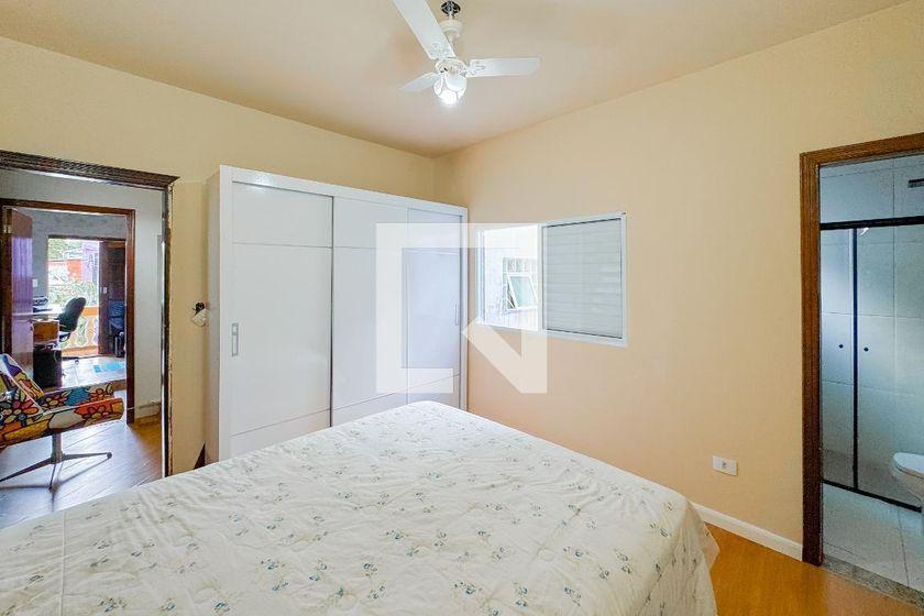 Casa à Venda – Liberdade, 2 Quartos, 70 m² – São Paulo