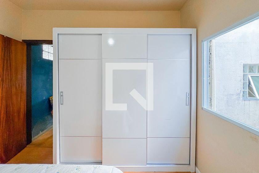 Casa à Venda – Liberdade, 2 Quartos, 70 m² – São Paulo