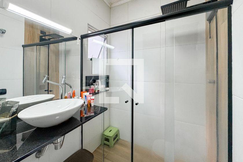 Casa à Venda – Liberdade, 2 Quartos, 70 m² – São Paulo