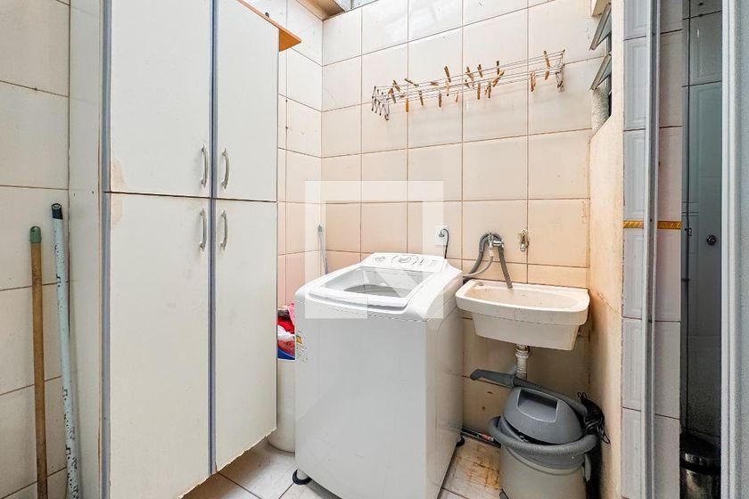 Casa à Venda – Liberdade, 2 Quartos, 70 m² – São Paulo