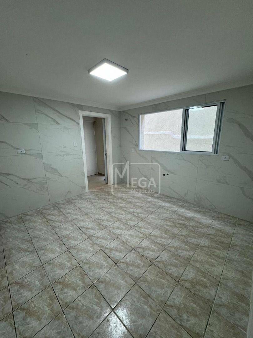 Casa com 4 dormitórios à venda, próximo a estação futura Linha Laranja, 165 m² por R$ 690.000 – Freg