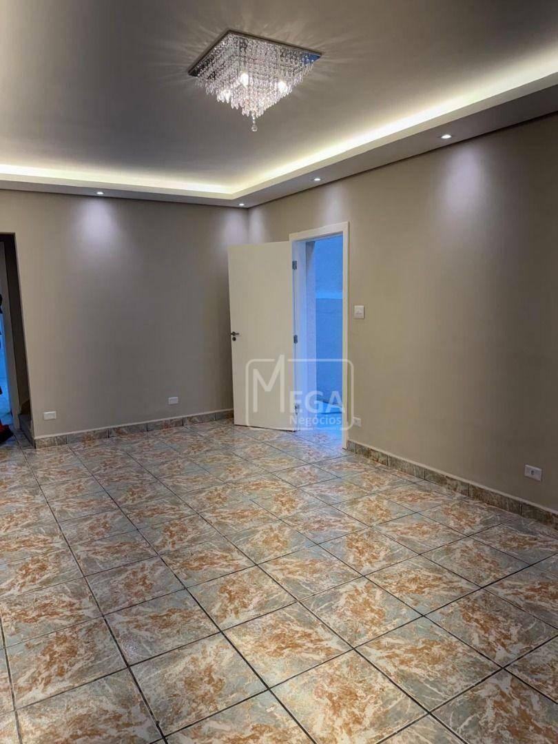 Casa com 4 dormitórios à venda, próximo a estação futura Linha Laranja, 165 m² por R$ 690.000 – Freg