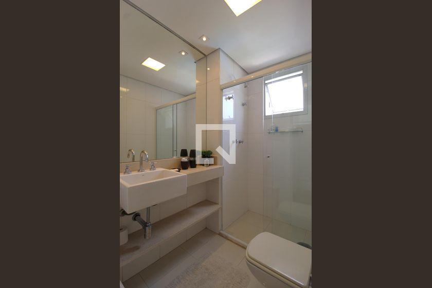 Apartamento à Venda – Itaim Bibi, 3 Quartos, 280 m² – São Paulo