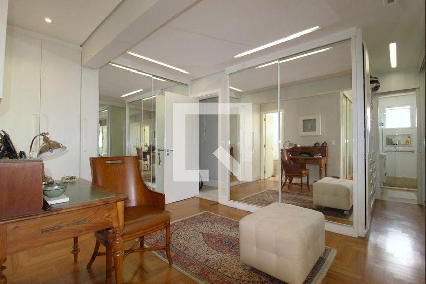 Apartamento à Venda – Itaim Bibi, 3 Quartos, 280 m² – São Paulo
