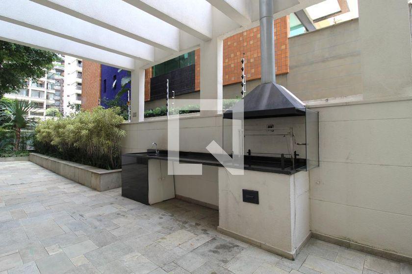 Apartamento à Venda – Itaim Bibi, 3 Quartos, 280 m² – São Paulo