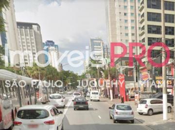 ZEU, esquina positiva