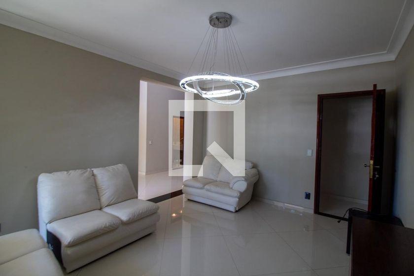 Casa à Venda – Santo Amaro , 4 Quartos, 1100 m² – São Paulo