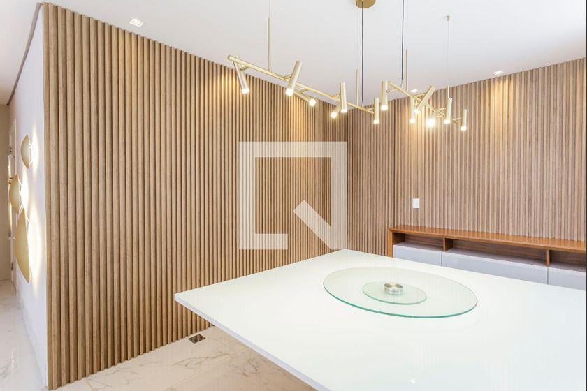 Apartamento à Venda – Vila Nova Conceição, 4 Quartos, 212 m² – São Paulo