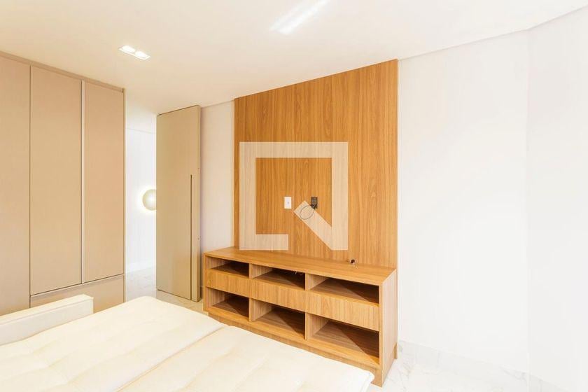 Apartamento à Venda – Vila Nova Conceição, 4 Quartos, 212 m² – São Paulo