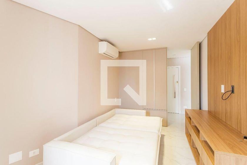 Apartamento à Venda – Vila Nova Conceição, 4 Quartos, 212 m² – São Paulo