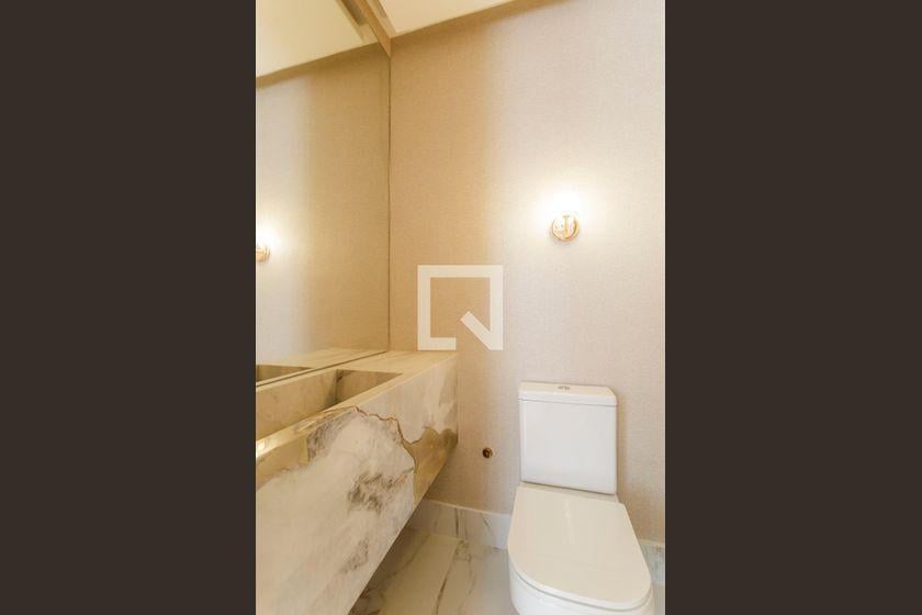 Apartamento à Venda – Vila Nova Conceição, 4 Quartos, 212 m² – São Paulo