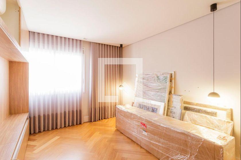 Apartamento à Venda – Vila Nova Conceição, 4 Quartos, 212 m² – São Paulo