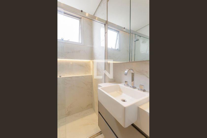 Apartamento à Venda – Vila Nova Conceição, 4 Quartos, 212 m² – São Paulo