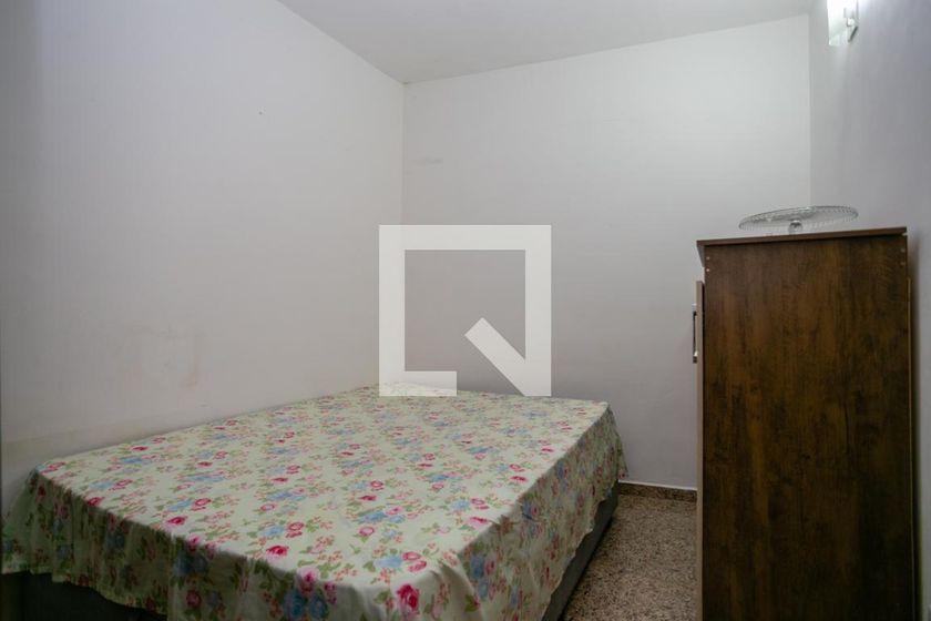 Casa à Venda – Vila Santa Maria, 1 Quarto, 30 m² – São Paulo