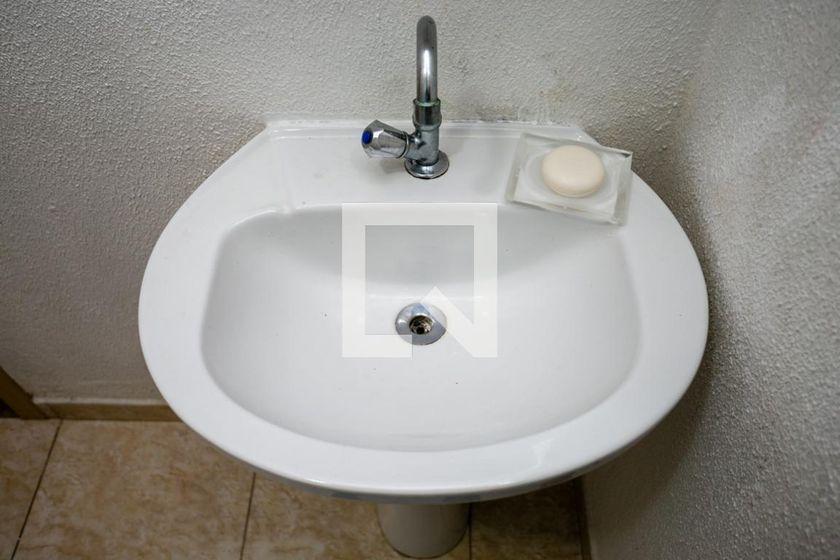 Casa à Venda – Vila Santa Maria, 1 Quarto, 30 m² – São Paulo