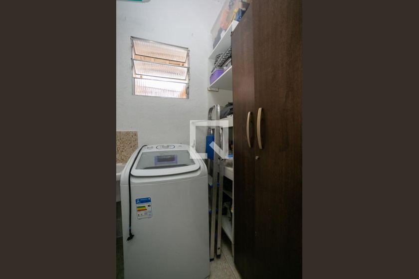 Casa à Venda – Vila Santa Maria, 1 Quarto, 30 m² – São Paulo