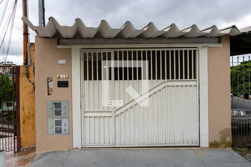 Casa à Venda – Vila Santa Maria, 1 Quarto, 30 m² – São Paulo